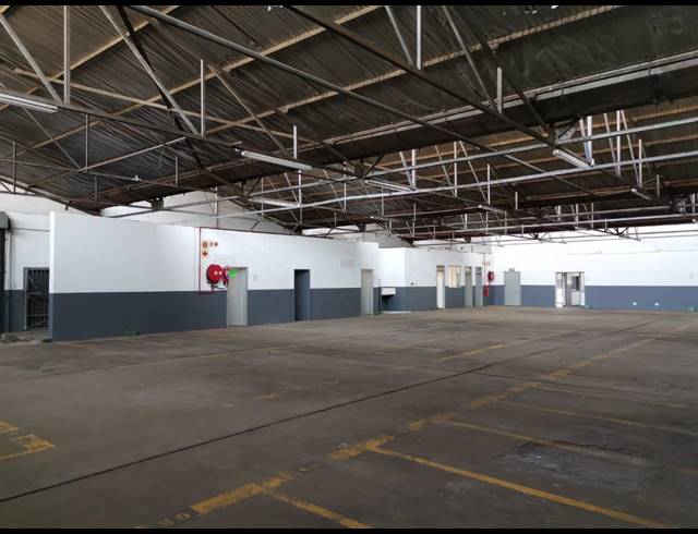 741M² WAREHOUSE TO LET IN BENROSE